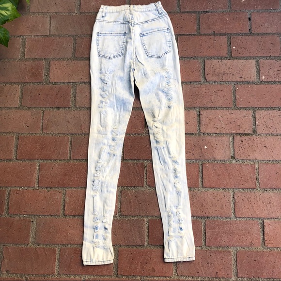 NEW 🐰 Aphrodite High Waisted Acid Wash Distressed - Picture 8 of 10